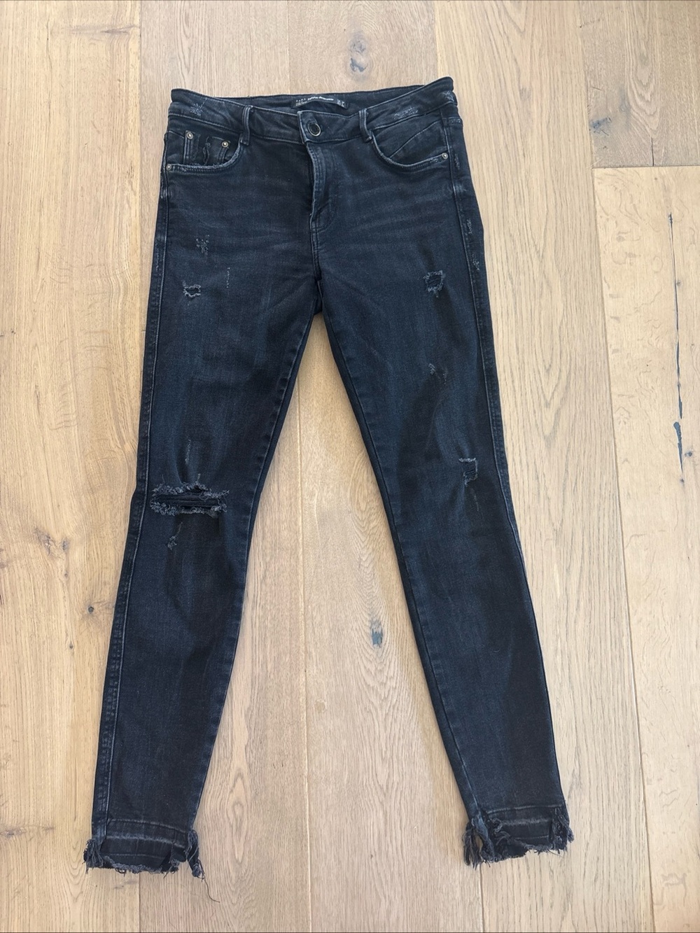 Zara Trafaluc Jeans Womens Size 6 Black Faded Distressed Destroyed Skinny Slim